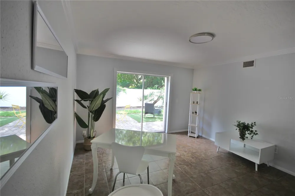 4805 RILMA AVENUE #106 Sarasota, FL 34234
