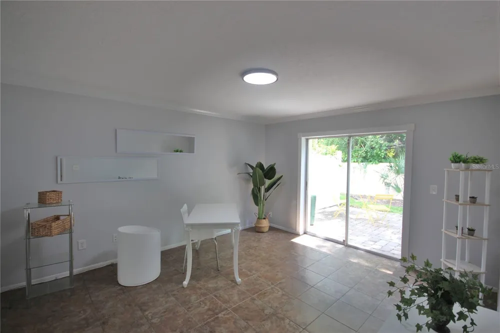 4805 RILMA AVENUE #106 Sarasota, FL 34234