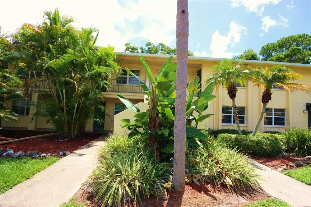 4805 RILMA AVENUE #106 Sarasota, FL 34234