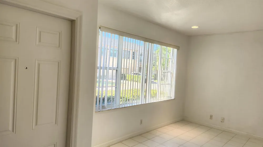 271 Live Oak Lane Jupiter, FL 33458
