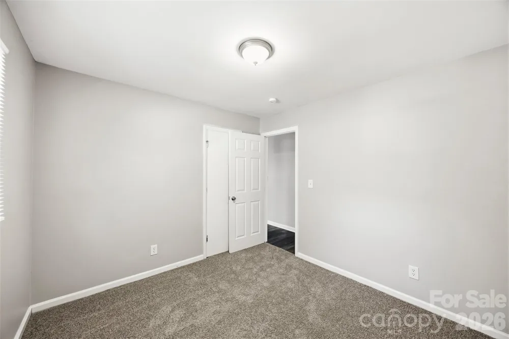 428 E Mclelland Avenue Mooresville, NC 28115