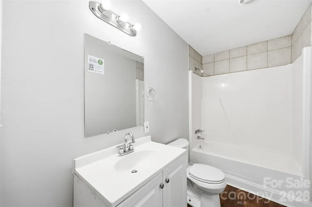 428 E Mclelland Avenue Mooresville, NC 28115
