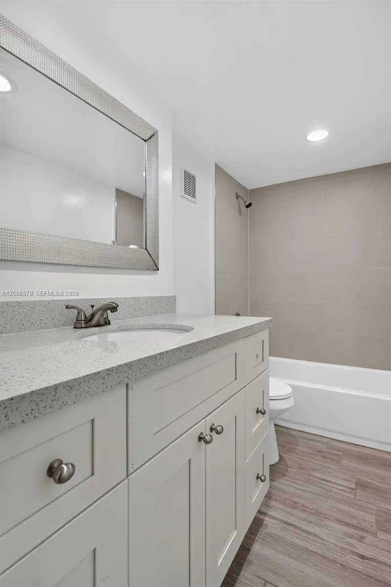 2980 Riverside Dr #227-3 Coral Springs, FL 33065