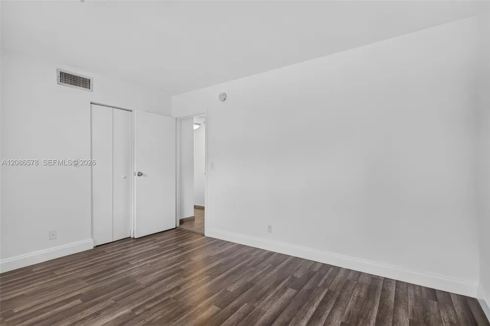 2980 Riverside Dr #227-3 Coral Springs, FL 33065
