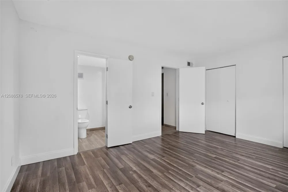 2980 Riverside Dr #227-3 Coral Springs, FL 33065