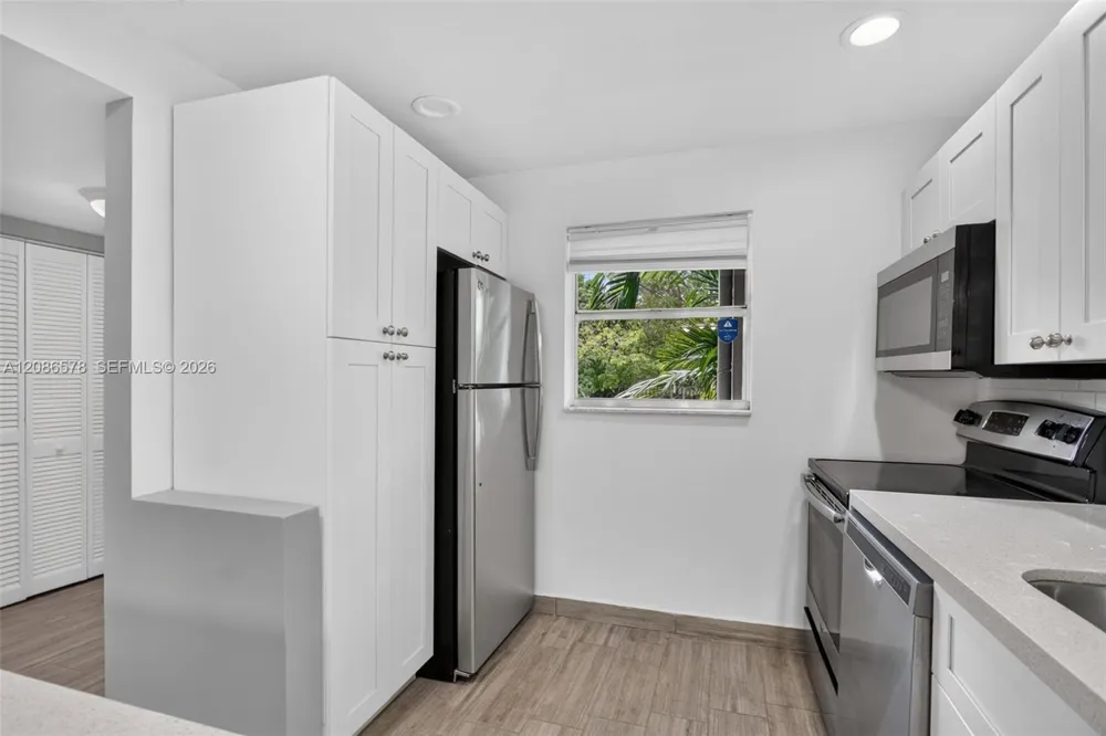 2980 Riverside Dr #227-3 Coral Springs, FL 33065