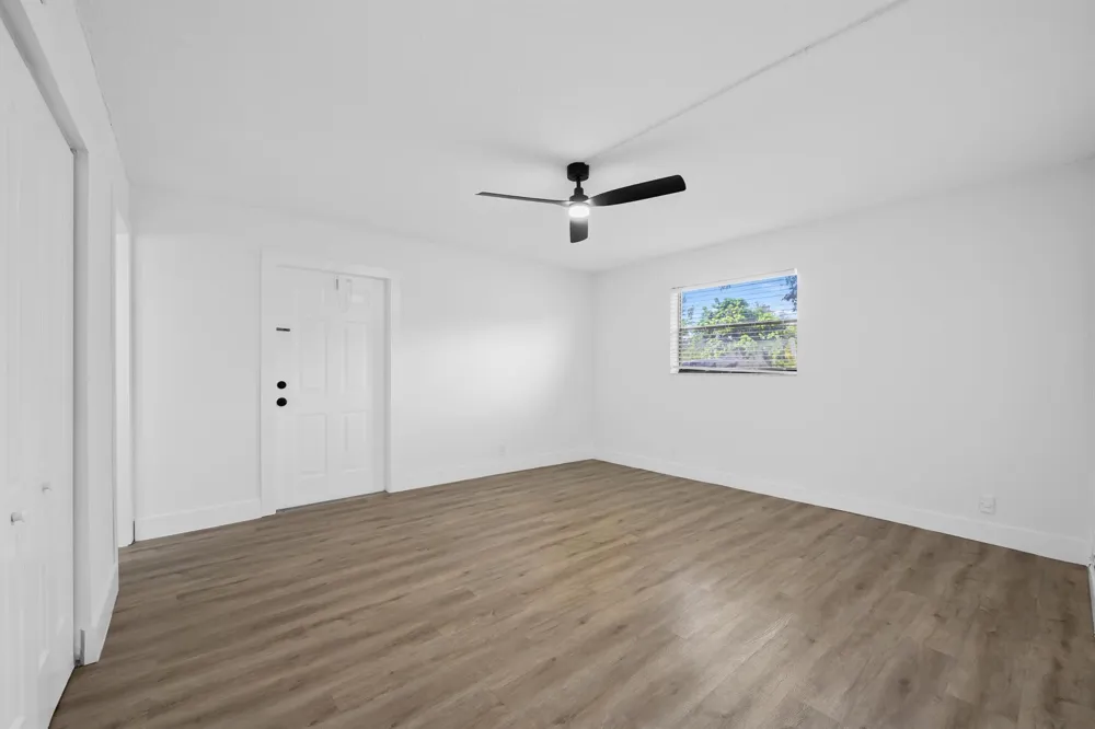 500 NE 2nd Street #114 Dania Beach, FL 33004