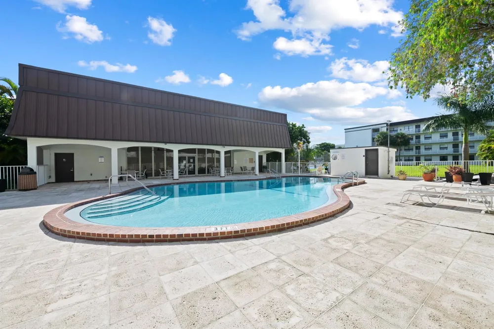 500 NE 2nd Street #114 Dania Beach, FL 33004