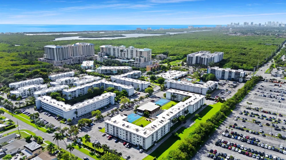 500 NE 2nd Street #114 Dania Beach, FL 33004
