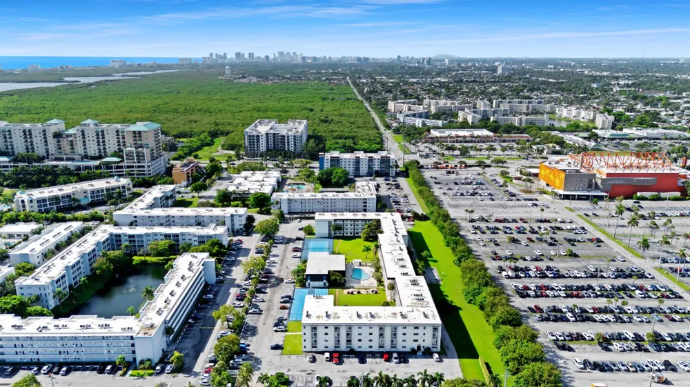 500 NE 2nd Street #114 Dania Beach, FL 33004