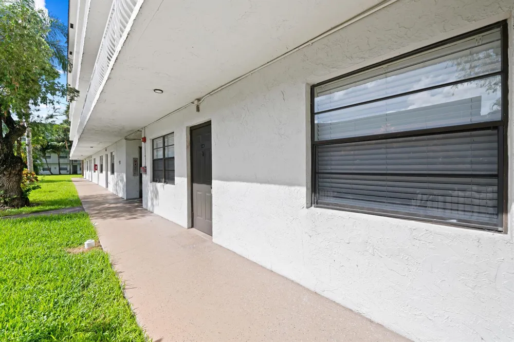 500 NE 2nd Street #114 Dania Beach, FL 33004