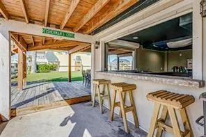 1331 Bay Drive Crystal Beach, TX 77650