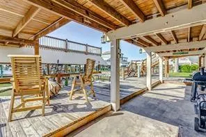 1331 Bay Drive Crystal Beach, TX 77650