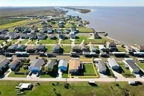 1331 Bay Drive Crystal Beach, TX 77650