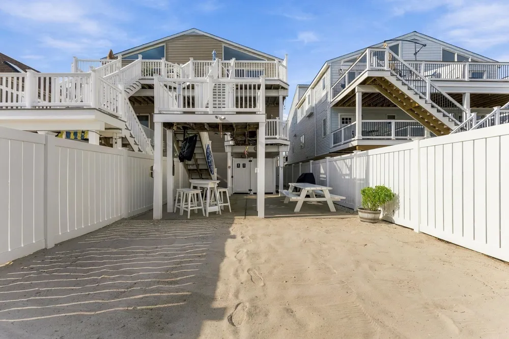 325 56th Street Sea Isle City, NJ 08243