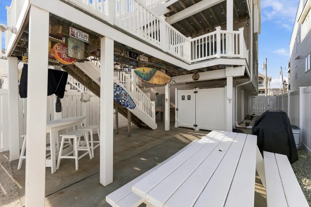 325 56th Street Sea Isle City, NJ 08243