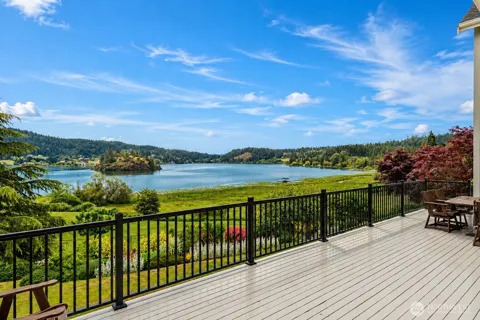 5663 S Campbell Lake Road