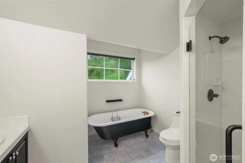 5663 S Campbell Lake Road Anacortes, WA 98221