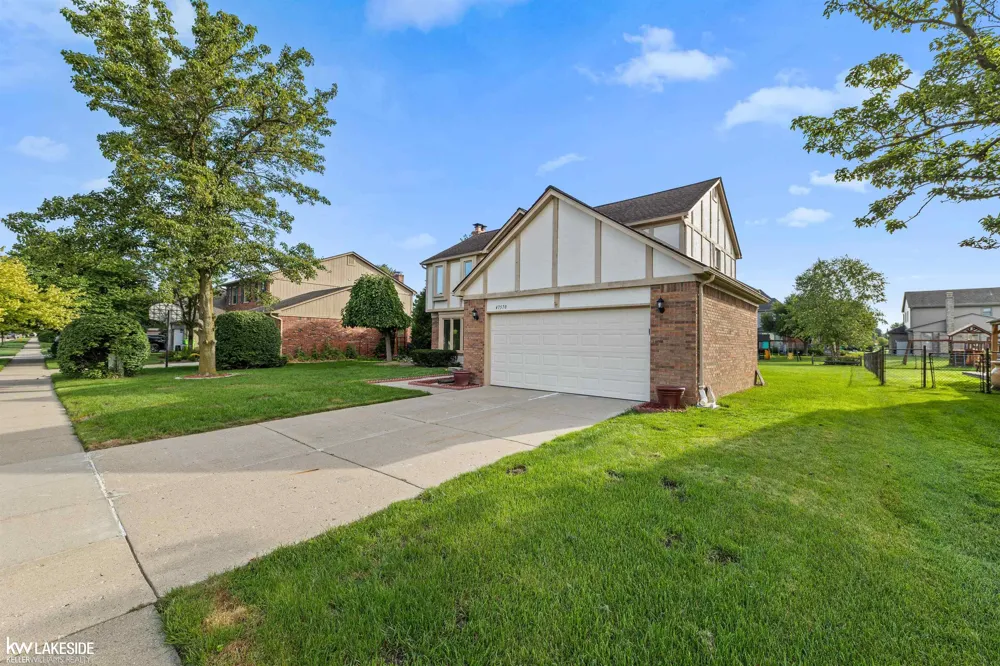 47570 Freedom Valley Drive Macomb Township, MI 48044