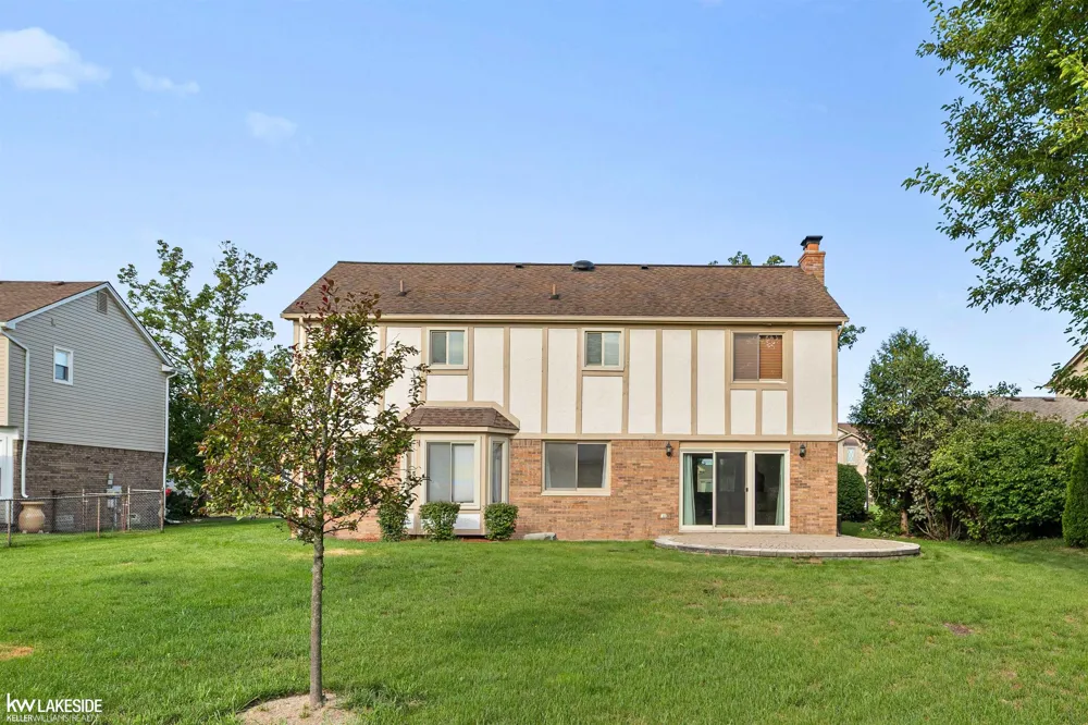 47570 Freedom Valley Drive Macomb Township, MI 48044