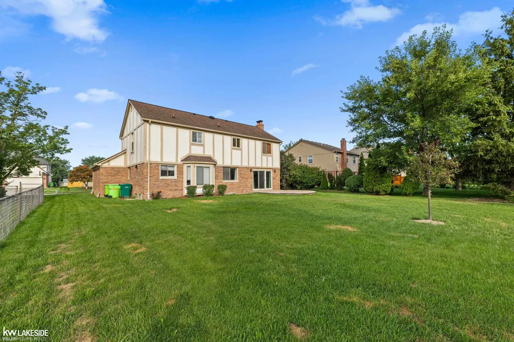47570 Freedom Valley Drive Macomb Township, MI 48044