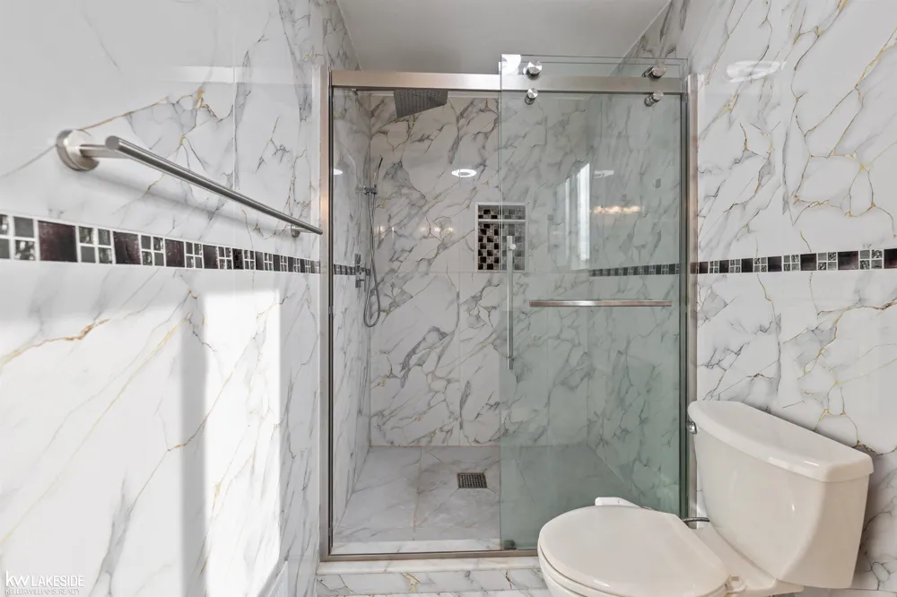 47570 Freedom Valley Drive Macomb Township, MI 48044