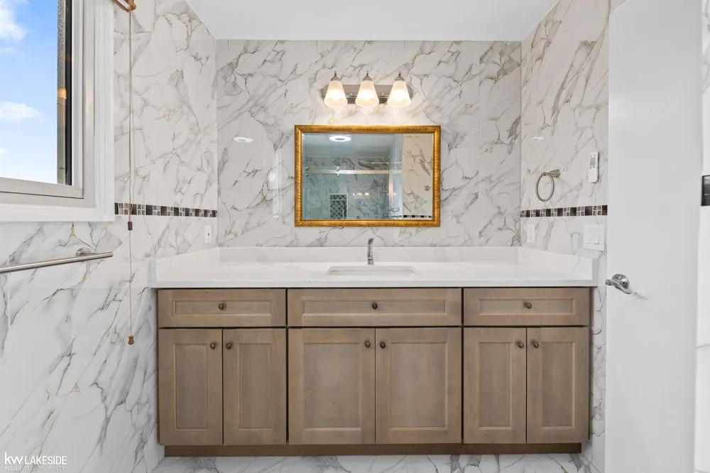 47570 Freedom Valley Drive Macomb Township, MI 48044