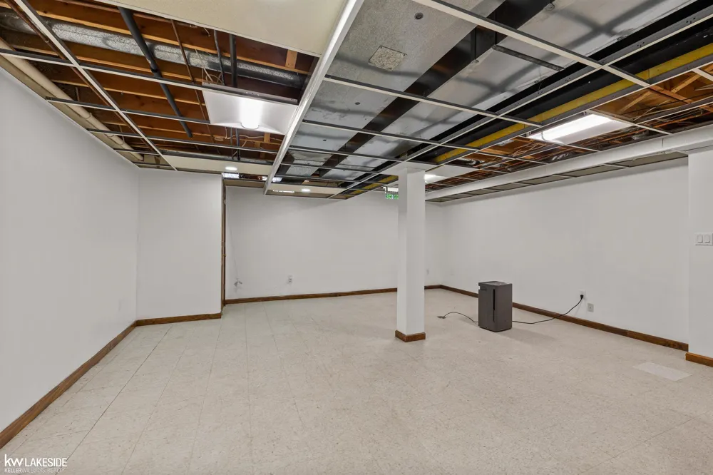47570 Freedom Valley Drive Macomb Township, MI 48044