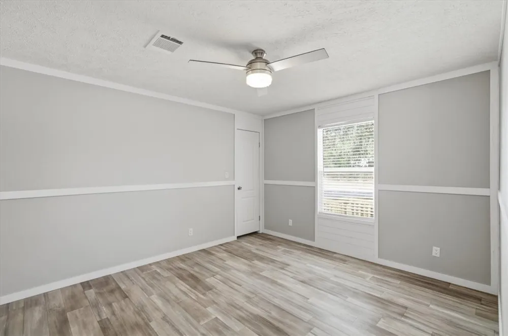 1011 Mark Street George West, TX 78022