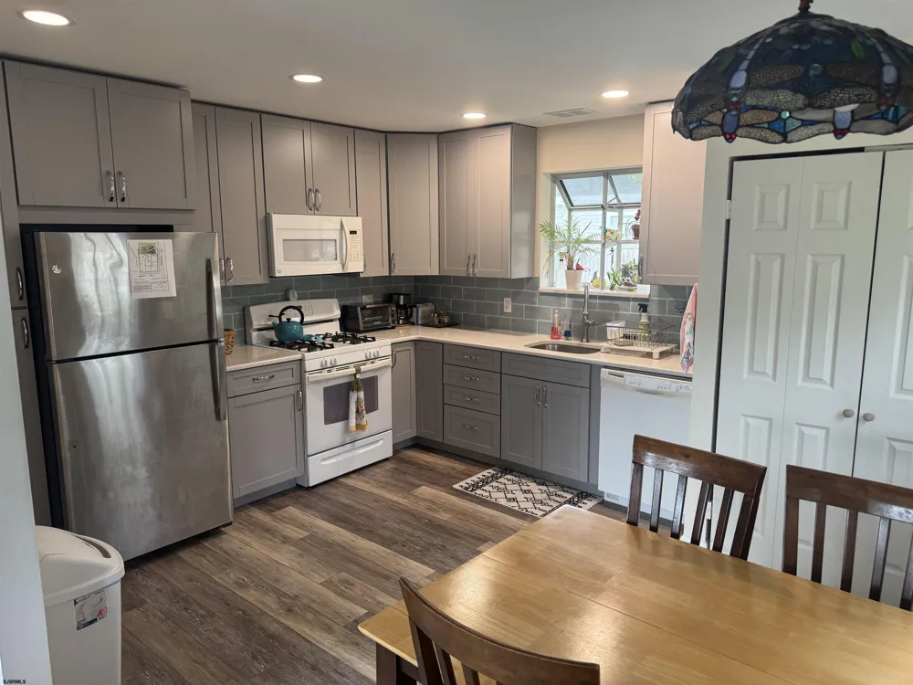 200 Barr Linwood, NJ 08221