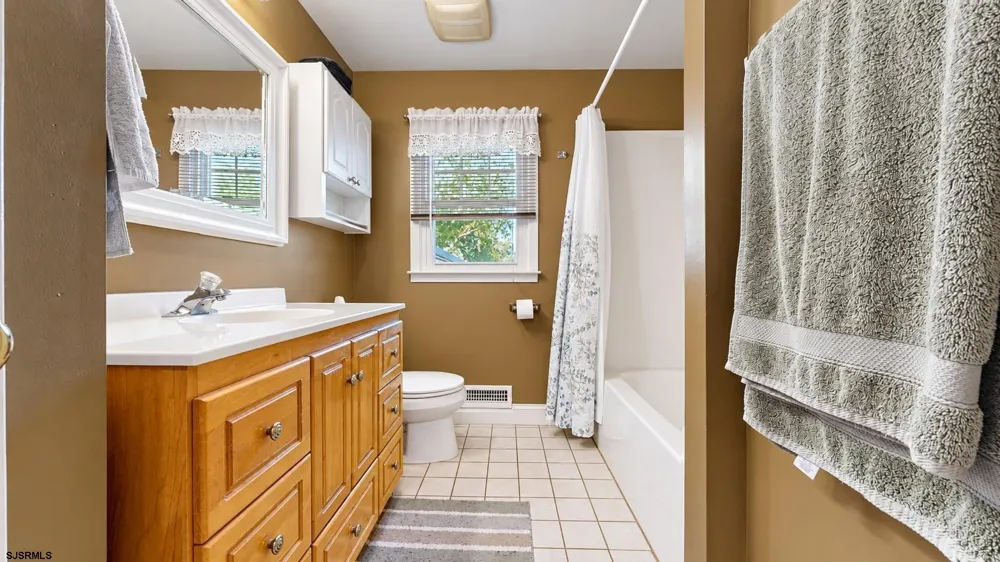 125 Exton Road Somers Point, NJ 08244