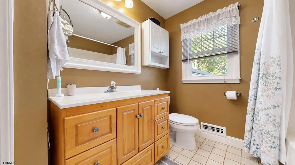 125 Exton Road Somers Point, NJ 08244