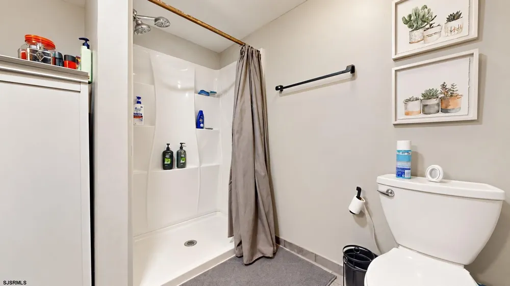 125 Exton Road Somers Point, NJ 08244