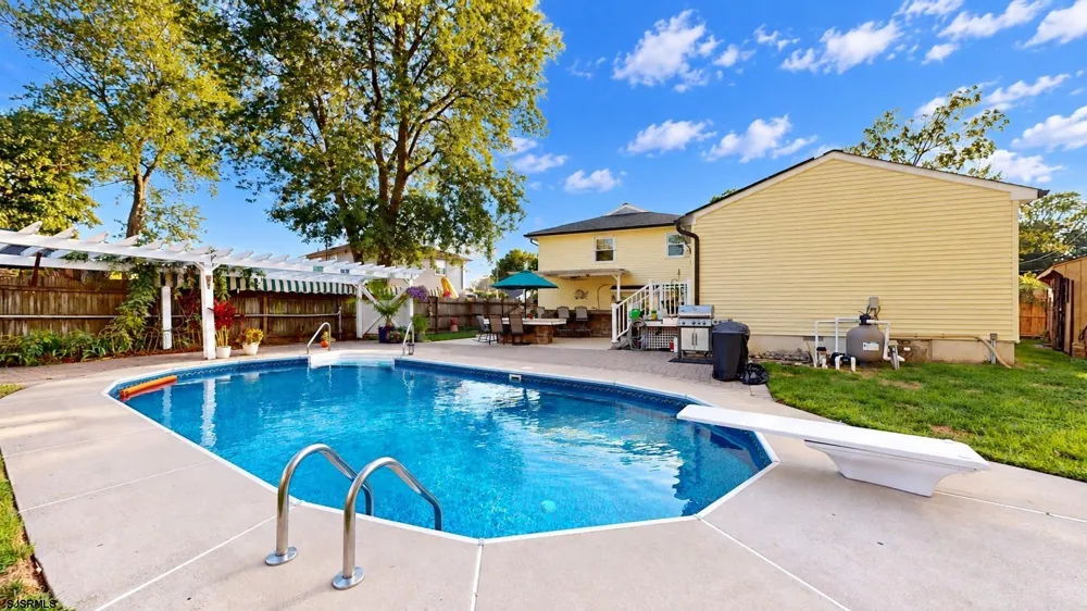 125 Exton Road Somers Point, NJ 08244