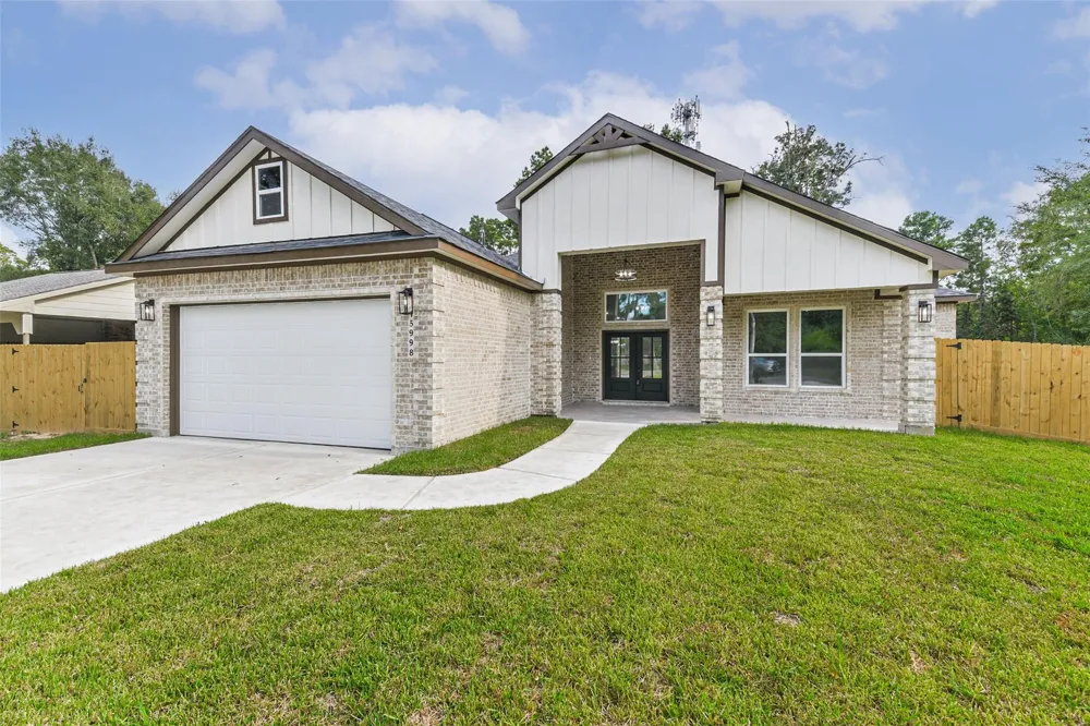 15998 Holly Street Porter, TX 77365