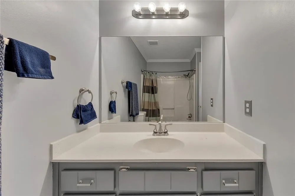 101 Holly Creek Court Woodstock, GA 30188