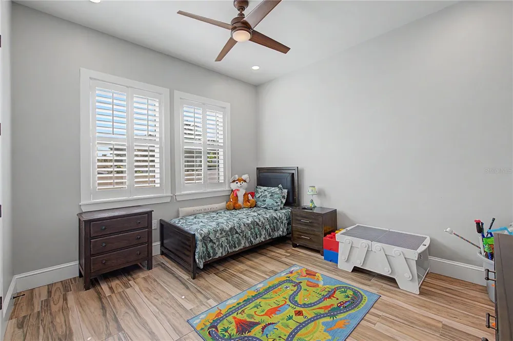 6703 RALSTON BEACH CIRCLE Tampa, FL 33614