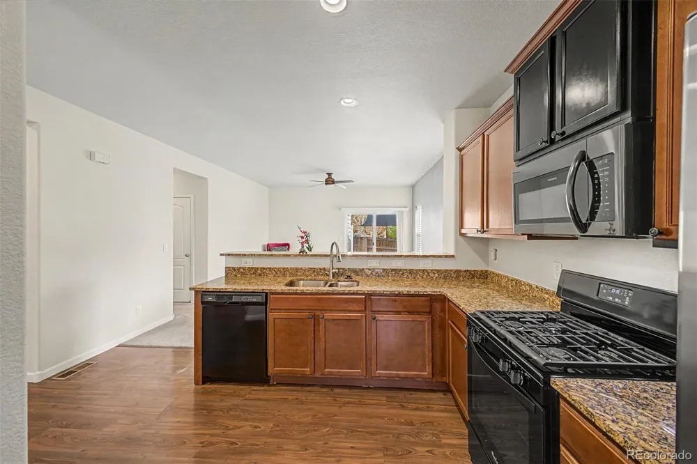 9526 Dexter Lane Thornton, CO 80229
