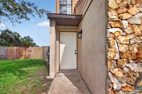2747 GRAY FOX LANE