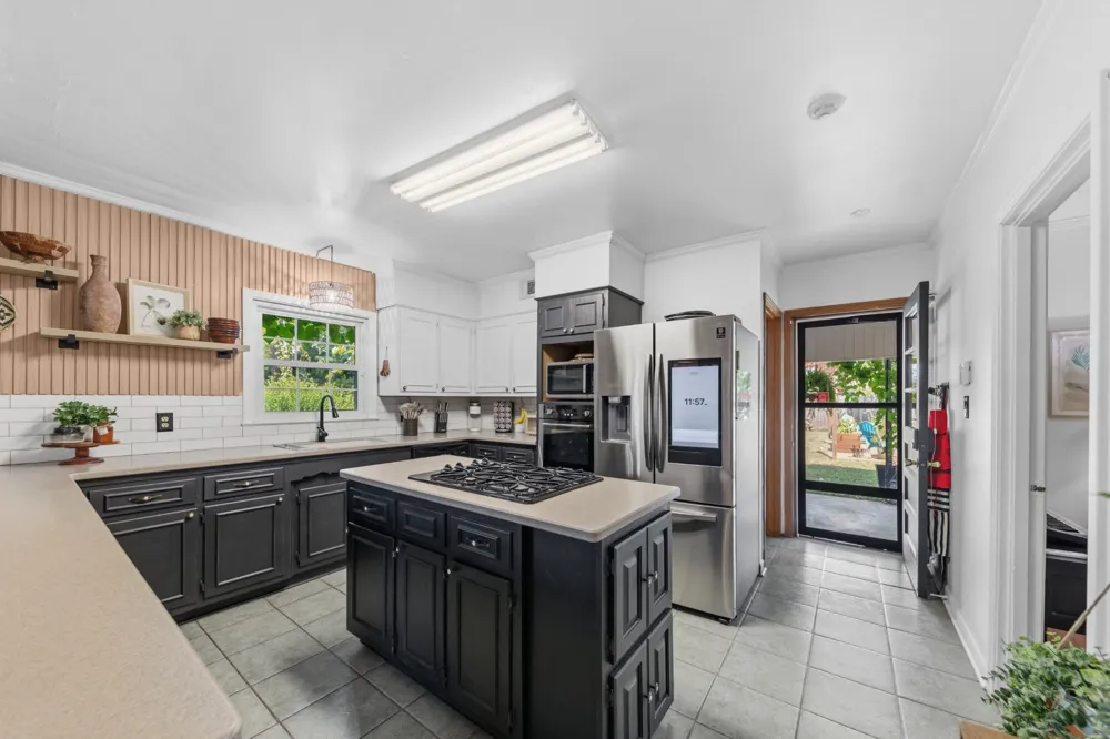 201 N Hardin Dr Columbia, TN 38401