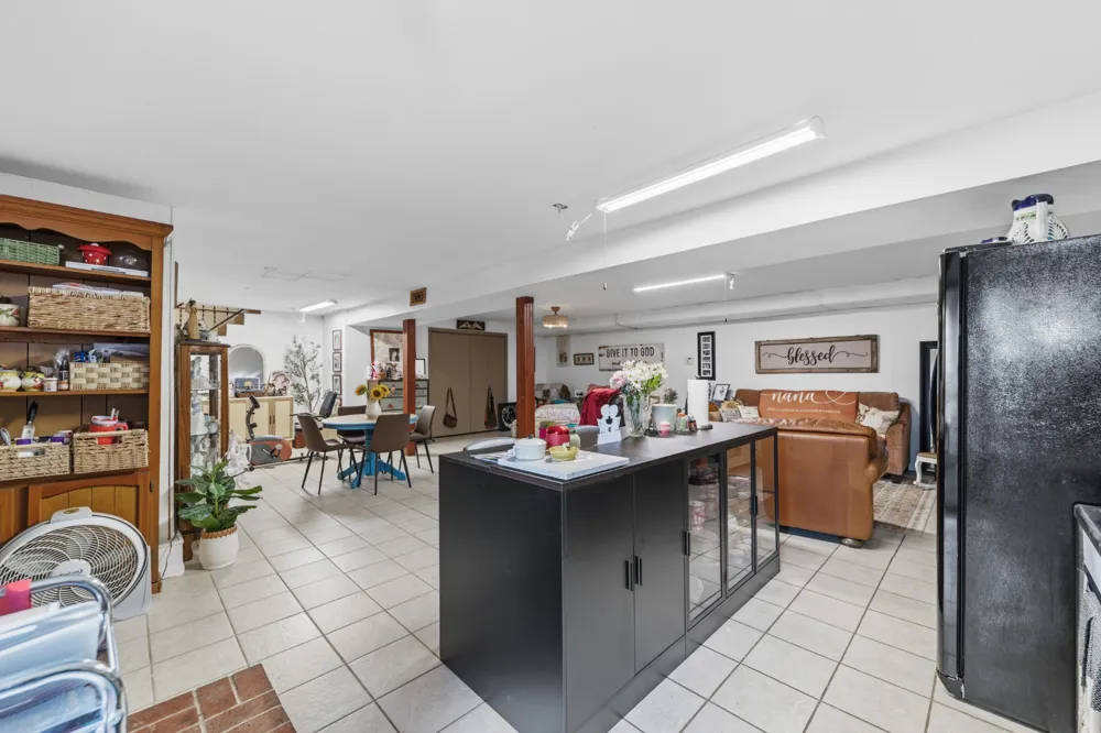 201 N Hardin Dr Columbia, TN 38401