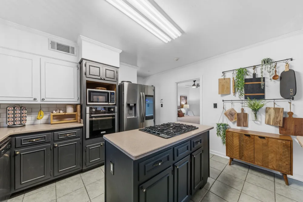 201 N Hardin Dr Columbia, TN 38401