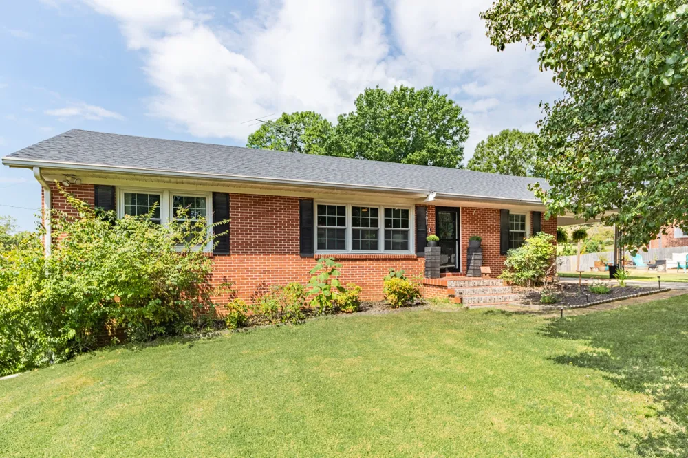 201 N Hardin Dr Columbia, TN 38401
