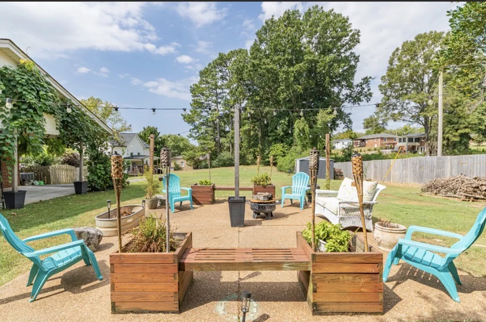 201 N Hardin Dr Columbia, TN 38401