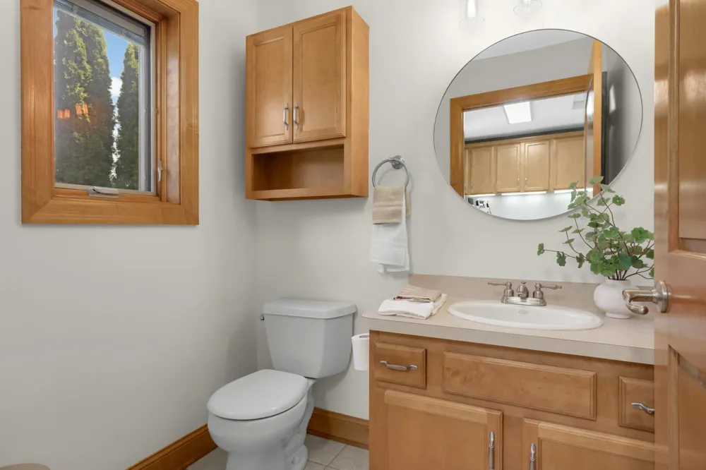 1085 Parkview Lane Victoria, MN 55386