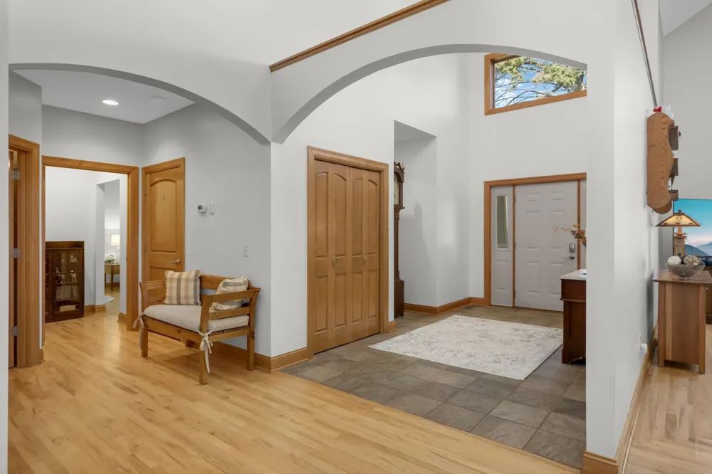 1085 Parkview Lane Victoria, MN 55386