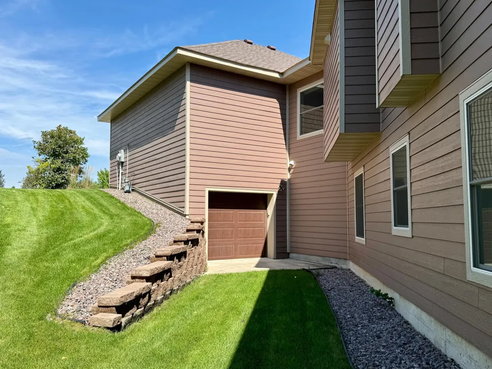 1614 Quie Lane Northfield, MN 55057