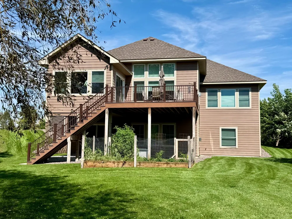 1614 Quie Lane Northfield, MN 55057