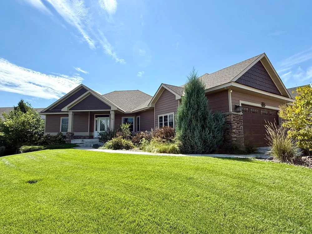 1614 Quie Lane Northfield, MN 55057