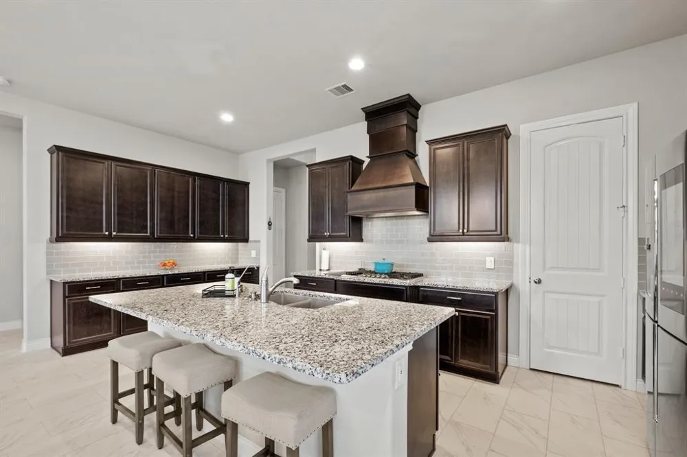 4911 Thunder Creek Lane Sugar Land, TX 77479